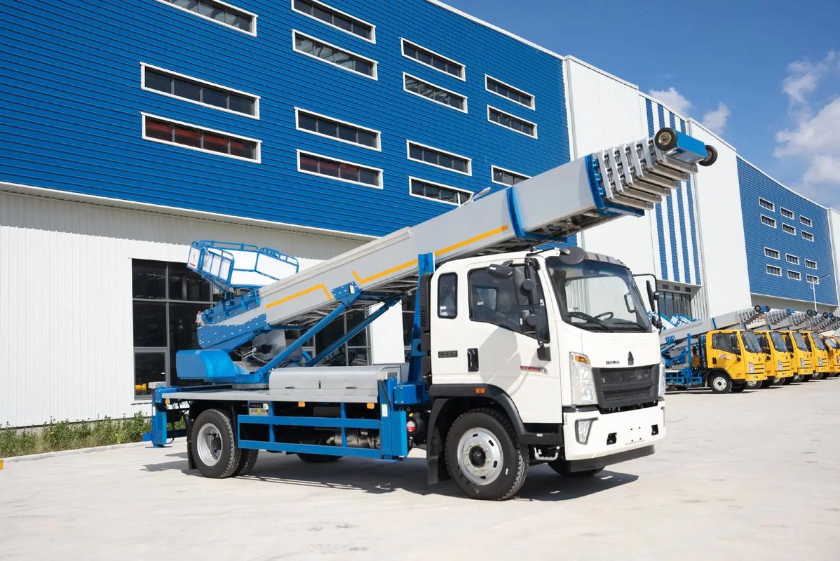 青州出租云梯车高空作业车 建筑垃圾搬运