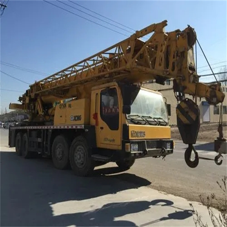 青州吊车吊挖机吊哪里比较安全